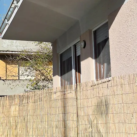 Loren's * פולוניקה